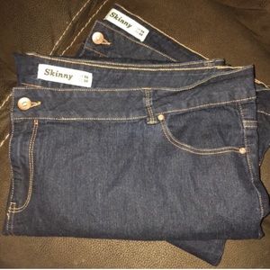 Bundle (2 Pairs) of New Look Inspire Skinny Jeans